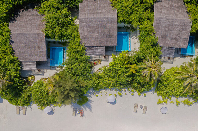 Beach-Suite-with-Pool