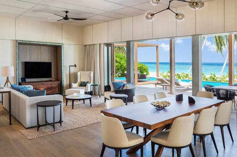 CAROLINE-ASTOR-ESTATE