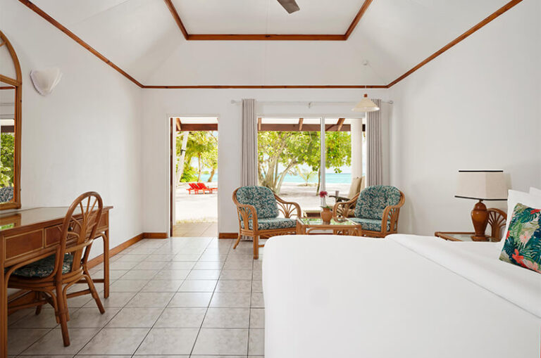 Deluxe-Beach-Villa-90-Units