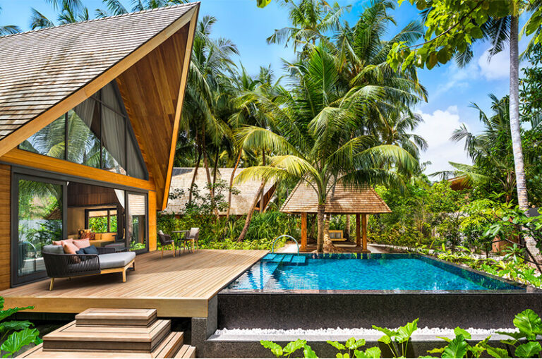 GARDEN-VILLA-WITH-POOL