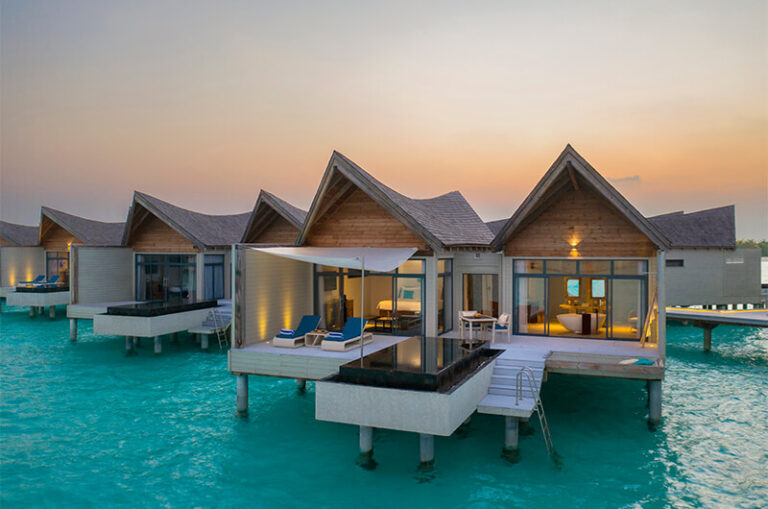 Movenpick-MV-Overwater-Villa