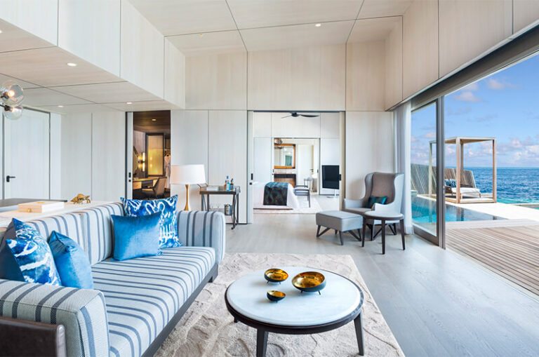 OVERWATER-ST.-REGIS-SUITE